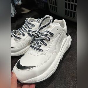 Valentino Sneakers